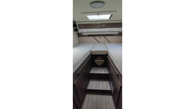 MAC LOUIS YEARLING 83