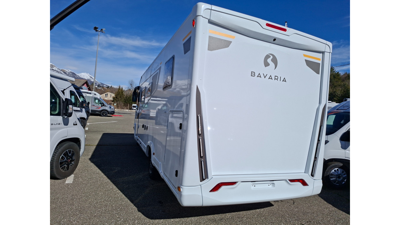 BAVARIA NOMADE I740FC