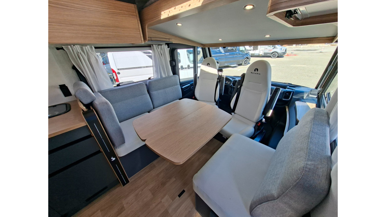 BAVARIA NOMADE I740FC