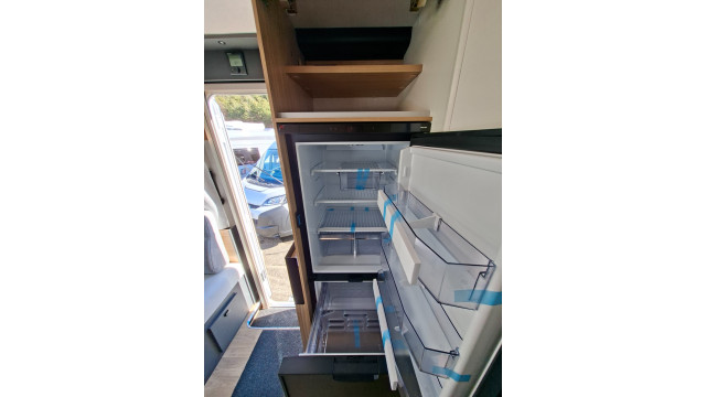 BAVARIA NOMADE I740FC