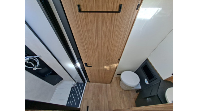 BAVARIA NOMADE I740FC