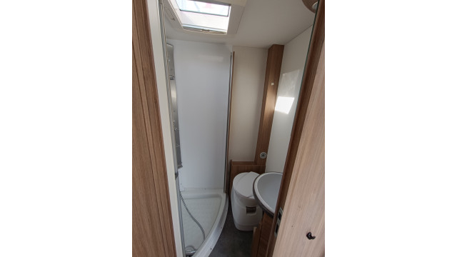 PILOTE ESSENTIEL P696S