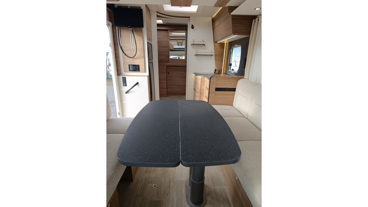 PILOTE ESSENTIEL P696D