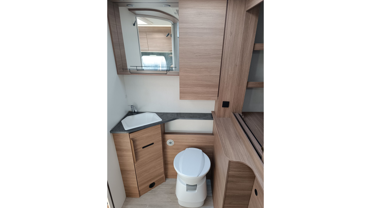 PILOTE ESSENTIEL P696D