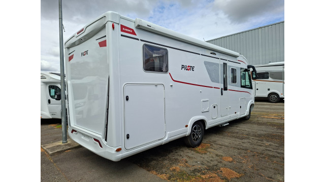 PILOTE EVIDENCE G740FGJ