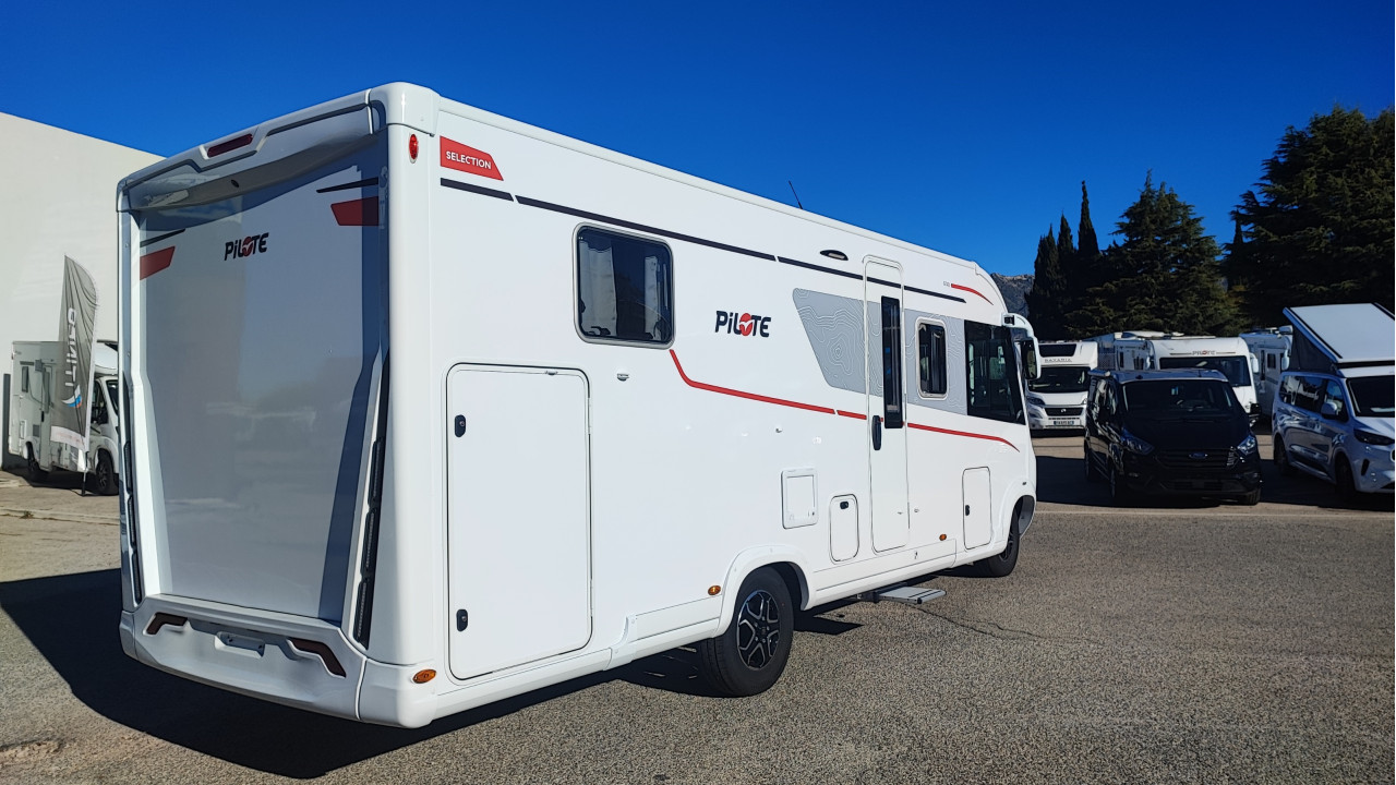 PILOTE EVIDENCE G740 FC