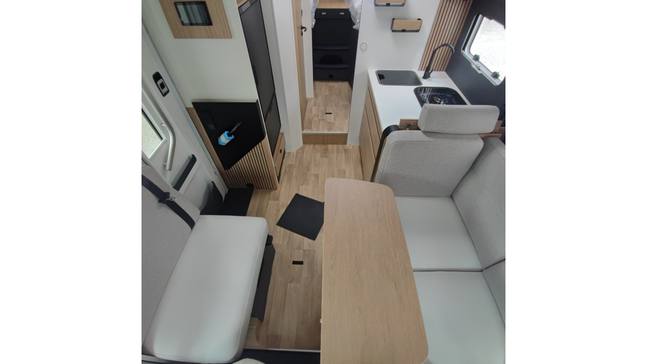 PILOTE EVIDENCE P740FGJ