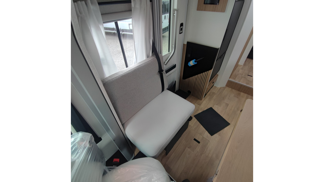 PILOTE EVIDENCE P740FGJ