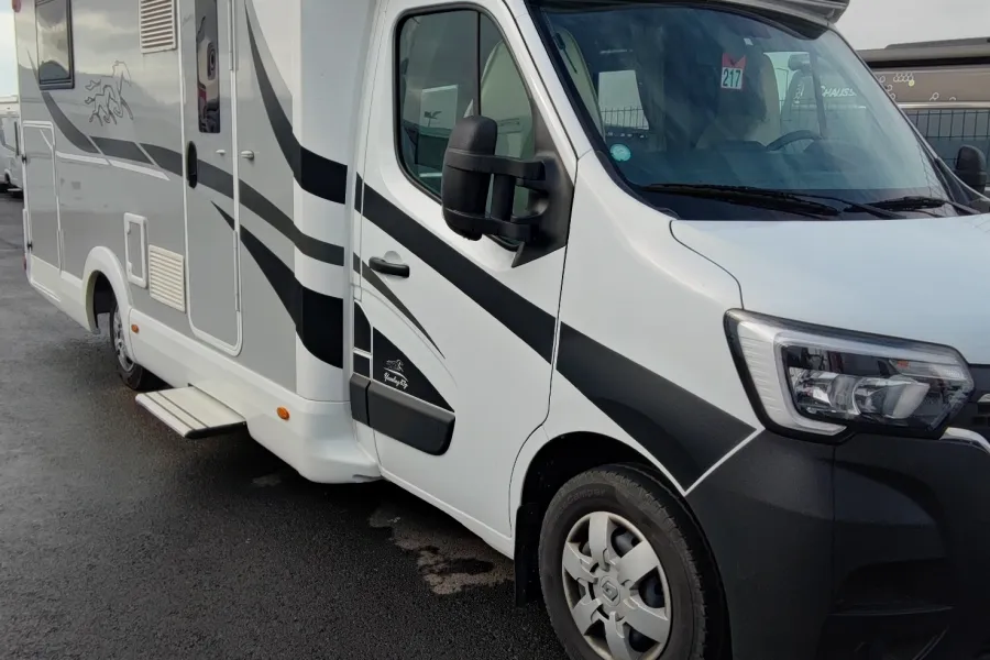 MAC LOUIS 83 YEARLING