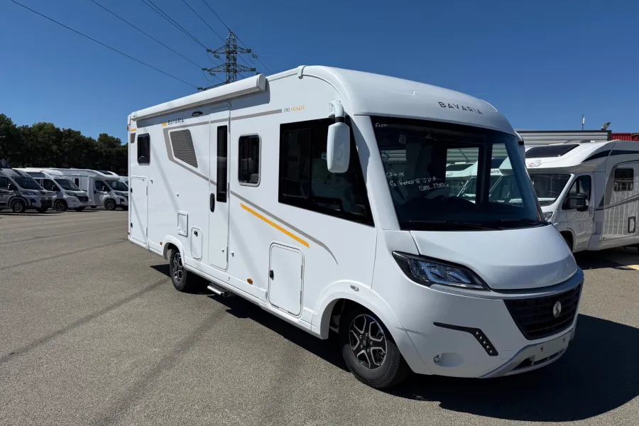 BAVARIA I740FGJ NOMADE