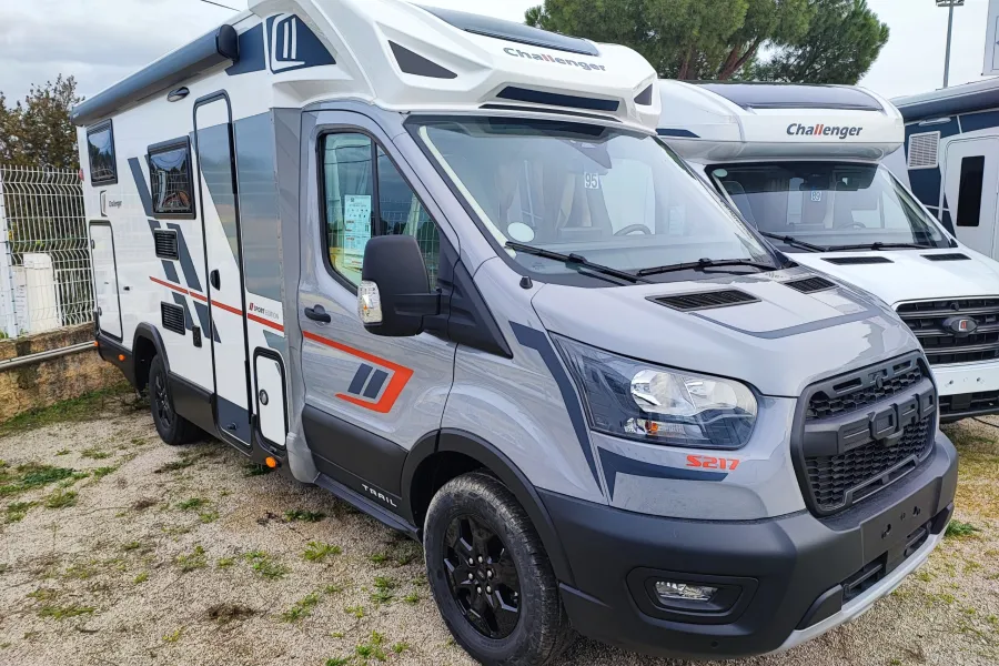 CHALLENGER S217 FORD SPORT EDITION