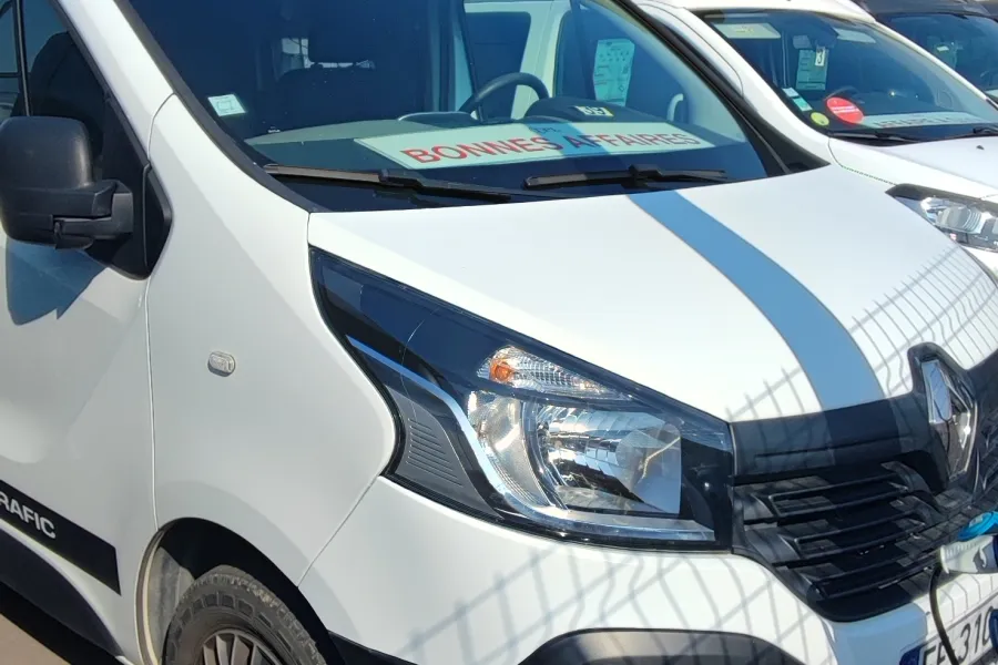 RENAULT TRAFIC AM TECH