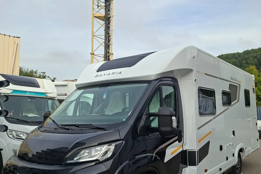 BAVARIA T740FC NOMADE