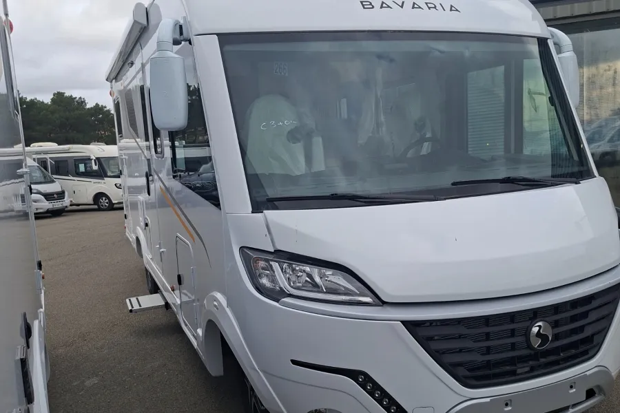 BAVARIA I720FGJ NOMADE