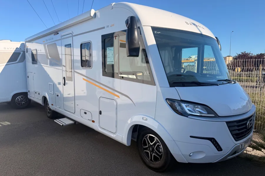 BAVARIA I781FC INITIAL UNIK