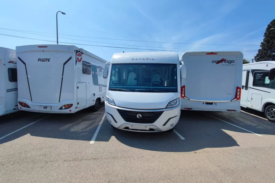 BAVARIA I740FGJ INITIAL NOMADE