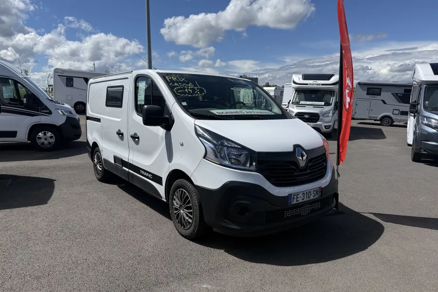 RENAULT TRAFIC AM TECH