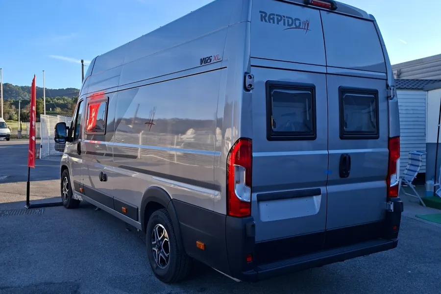 RAPIDO V65 XL .