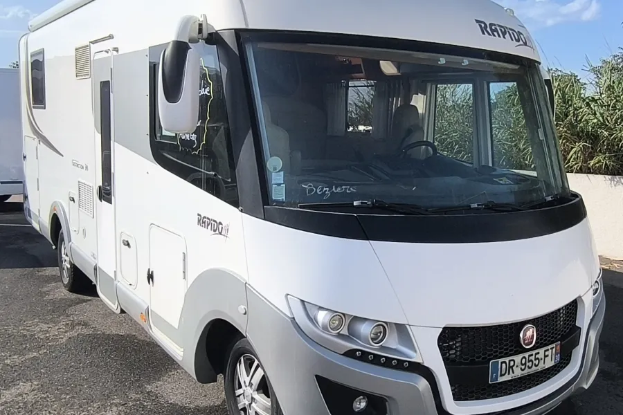 RAPIDO I 90 LIGHT DISTINCTION