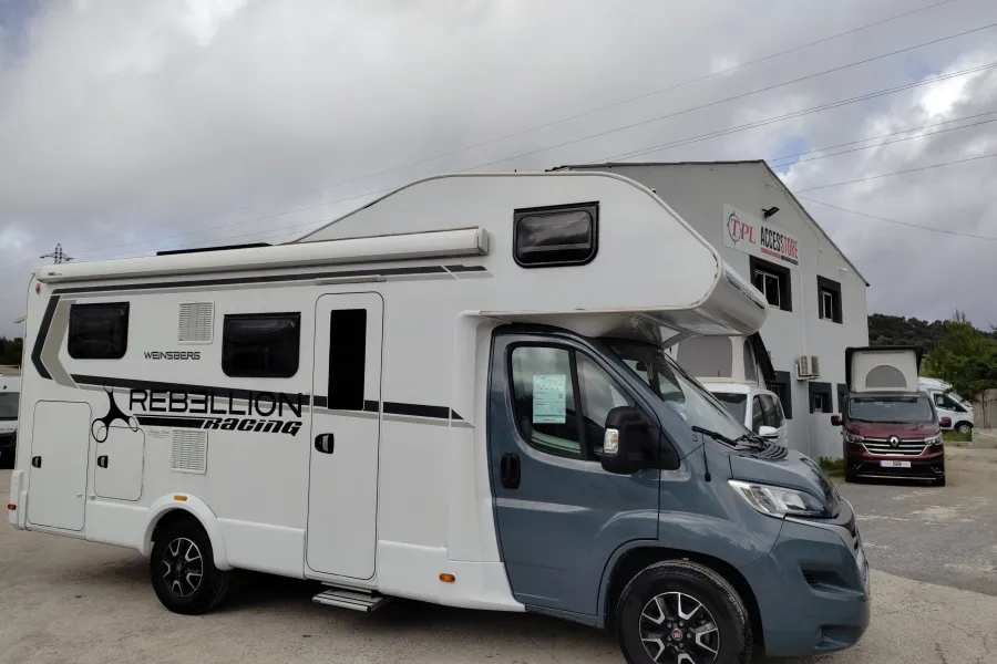 WEINSBERG 650 MEG CARAHOME