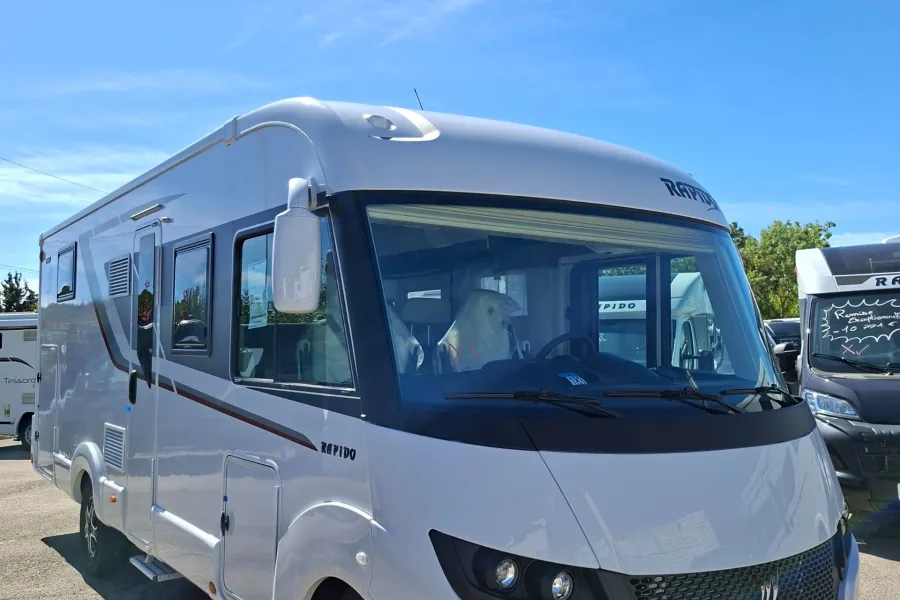 RAPIDO 896F SERIE 8F INTEGRAUX