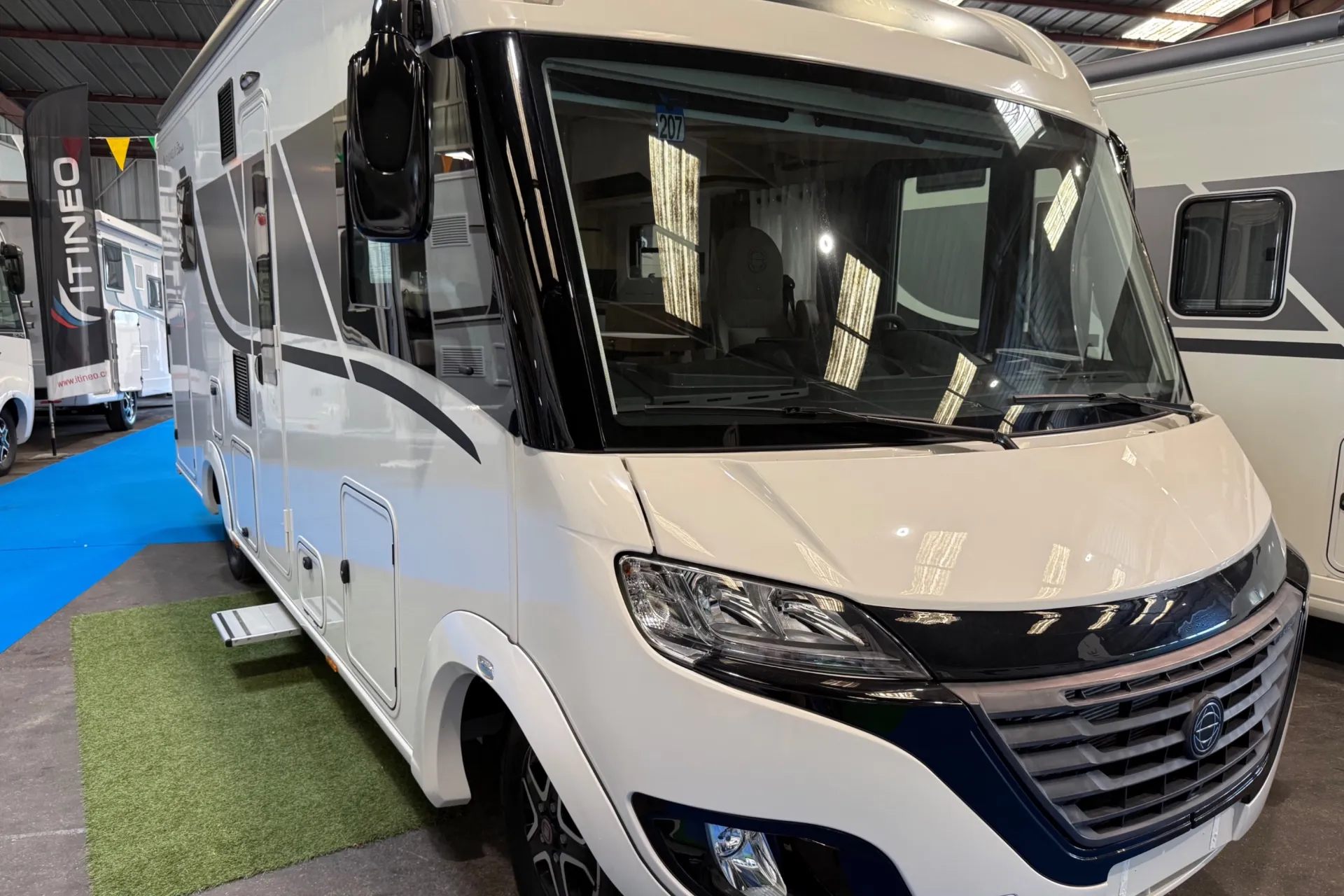 Le Voyageur LV 7.2 CF Eterna