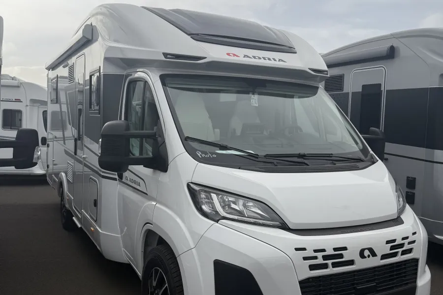 ADRIA MATRIX 670DC PLUS