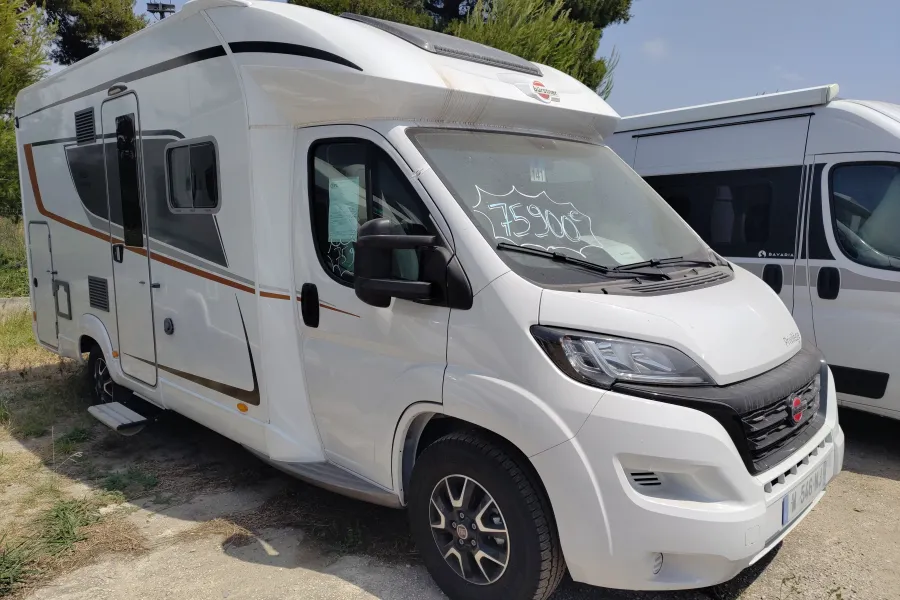 BURSTNER IT 684G LYSEO TD PRIVILEGE